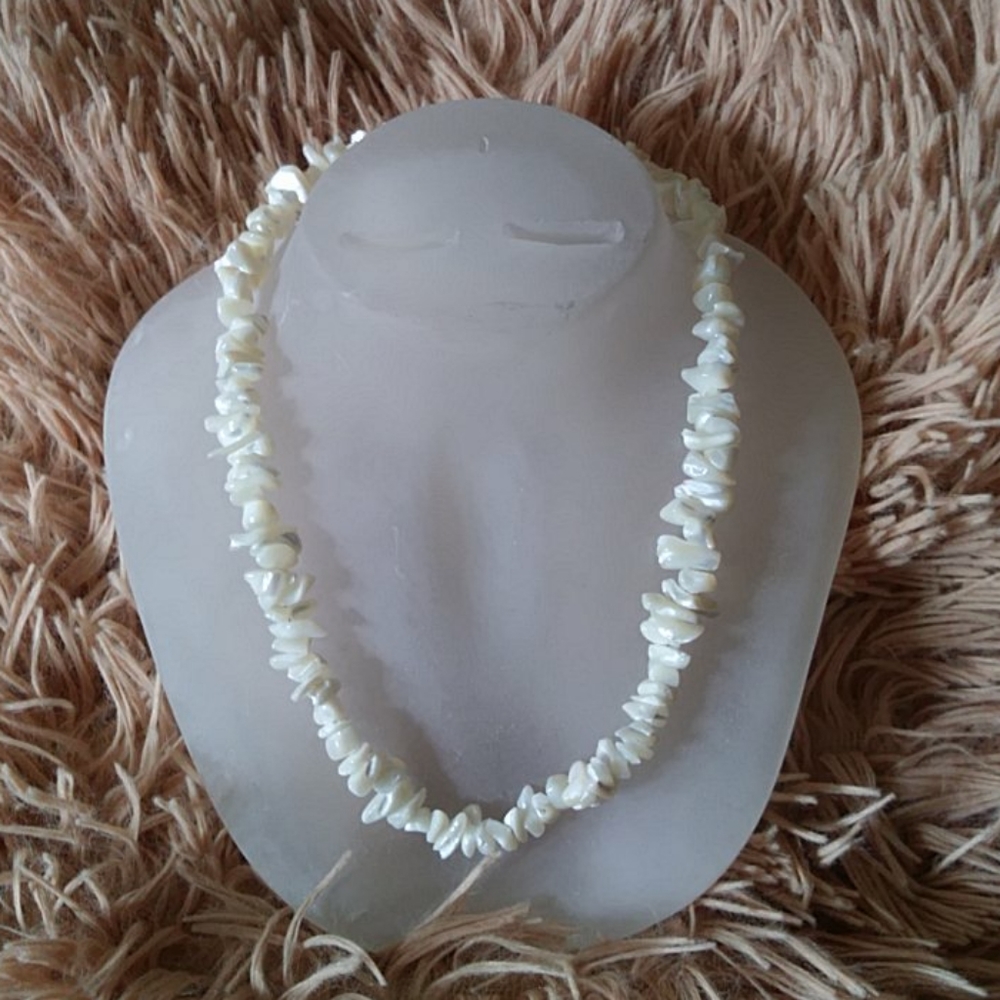 SALE- CHOKER NECKLACE